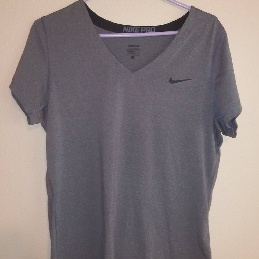 Nike Pro